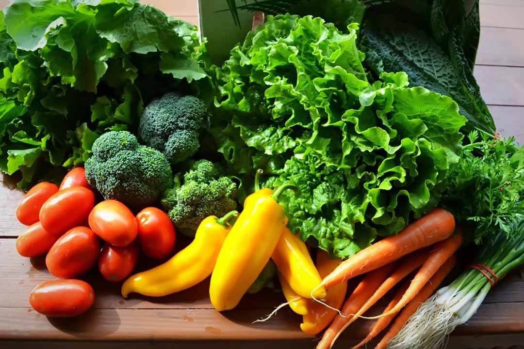 Ăn nhiều rau xanh bổ sung vitamin và khoáng chất, tăng sức đề kháng