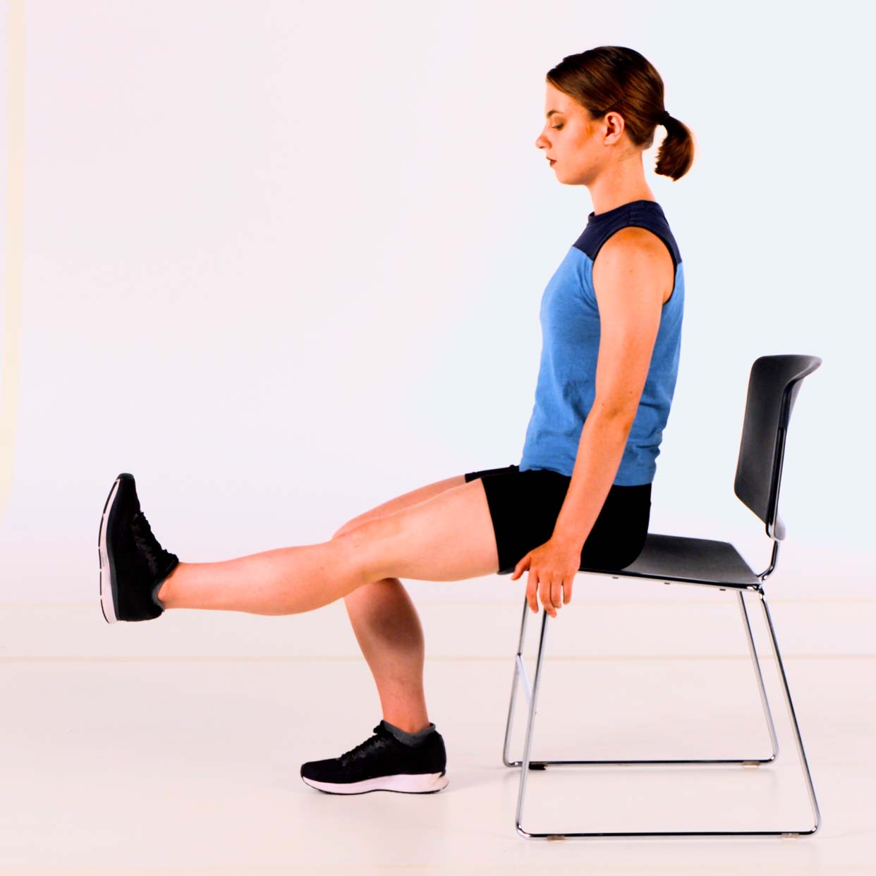 Nâng cao cơ đùi và hông khi ngồi