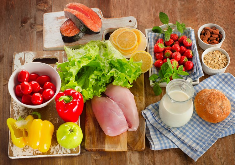 Xây dựng chế độ dinh dưỡng hợp lý để ngăn ngừa tụt huyết áp