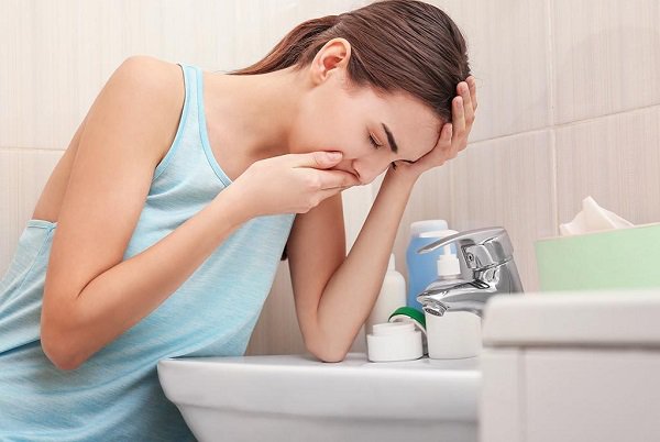 Ốm nghén là một trong những biểu hiện điển khi khi mang thai 3 tháng đầu