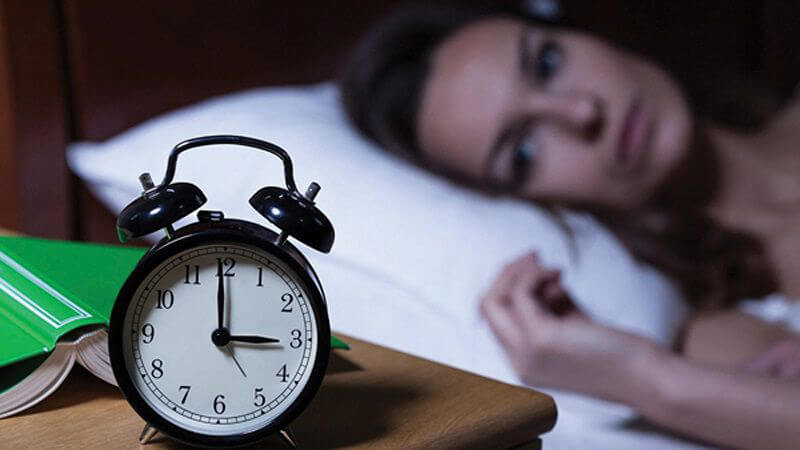 Người mất ngủ tăng nguy cơ bị bóng đè