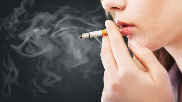Hút thuốc lá thường xuyên có nguy cơ cao mang thai ngoai tu cung