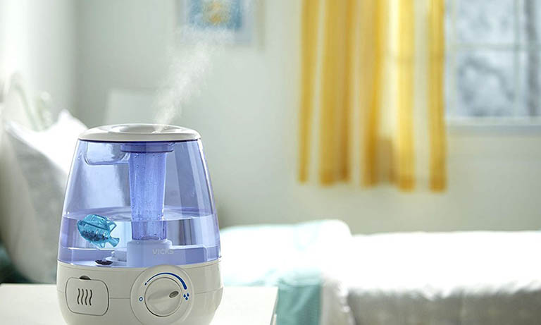 Không khí ẩm giảm kích ứng đường thở và ho khan