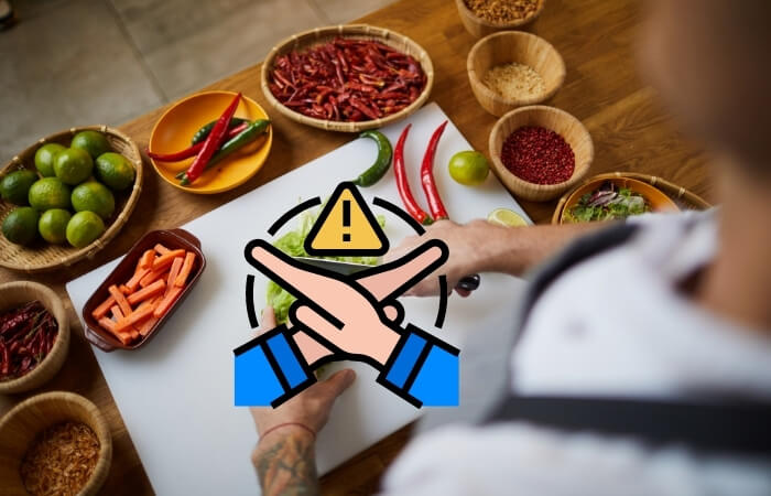 Người bị lao phổi nên hạn chế đồ ăn cay nóng