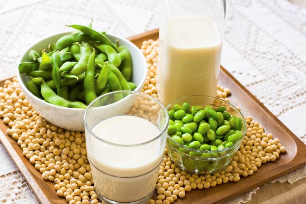 Người bệnh ung thư vú có nên ăn đậu nành?