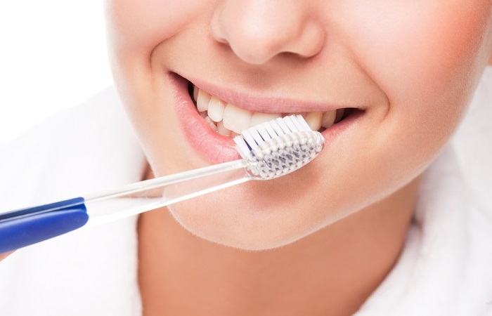 Chải răng đúng cách để phòng ngừa viêm lợi