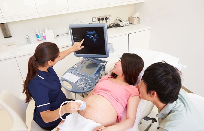 Rau quấn cổ thai nhi được phát hiện qua hình ảnh siêu âm